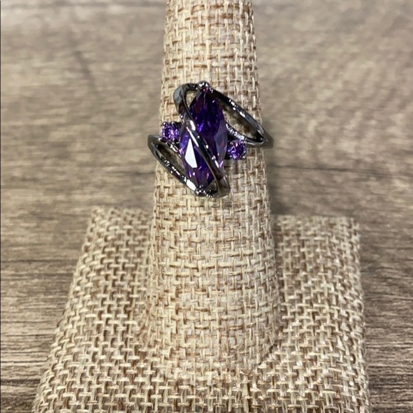 Amethyst black tone ring - Picture 2 of 5